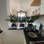 بيت للعطل Casa Mirella, Un Gioiello Unico كامولّي