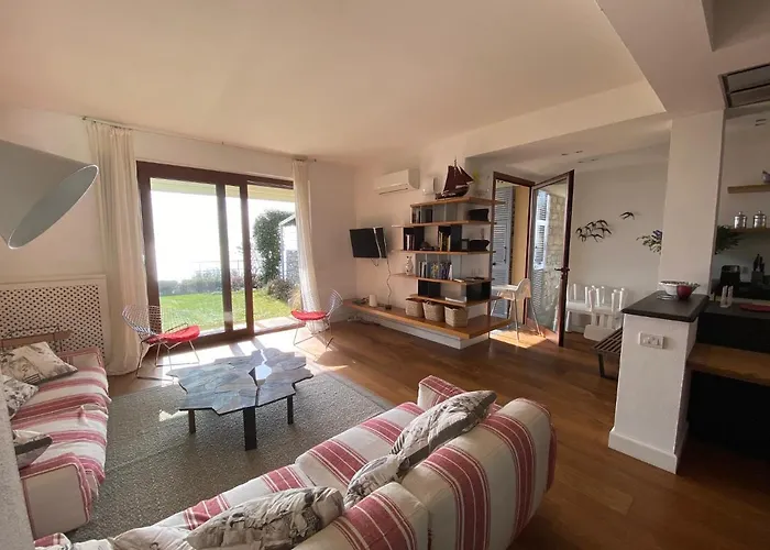 Casa Mirella, Un Gioiello Unico Semesterbostad Camogli